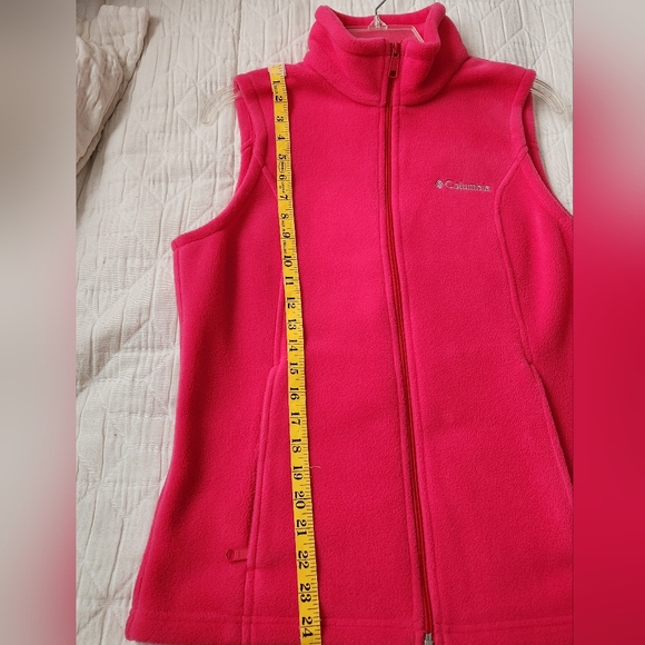 Columbia Women's Benton Springs Fleece Vest-size Medium - Picture 8 of 13
